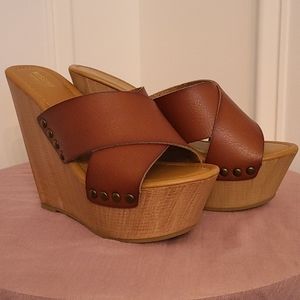 Mossimo Supply Co Sandal Wedge